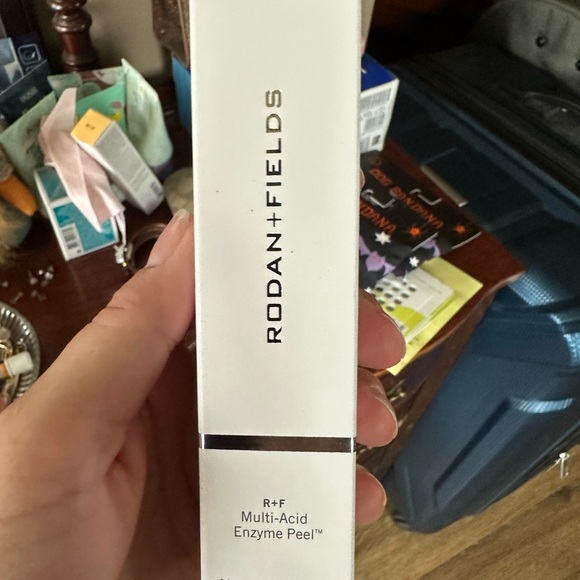 Rodan and Fields new unopened Multi-Enzyme peel - Picture 1 of 8